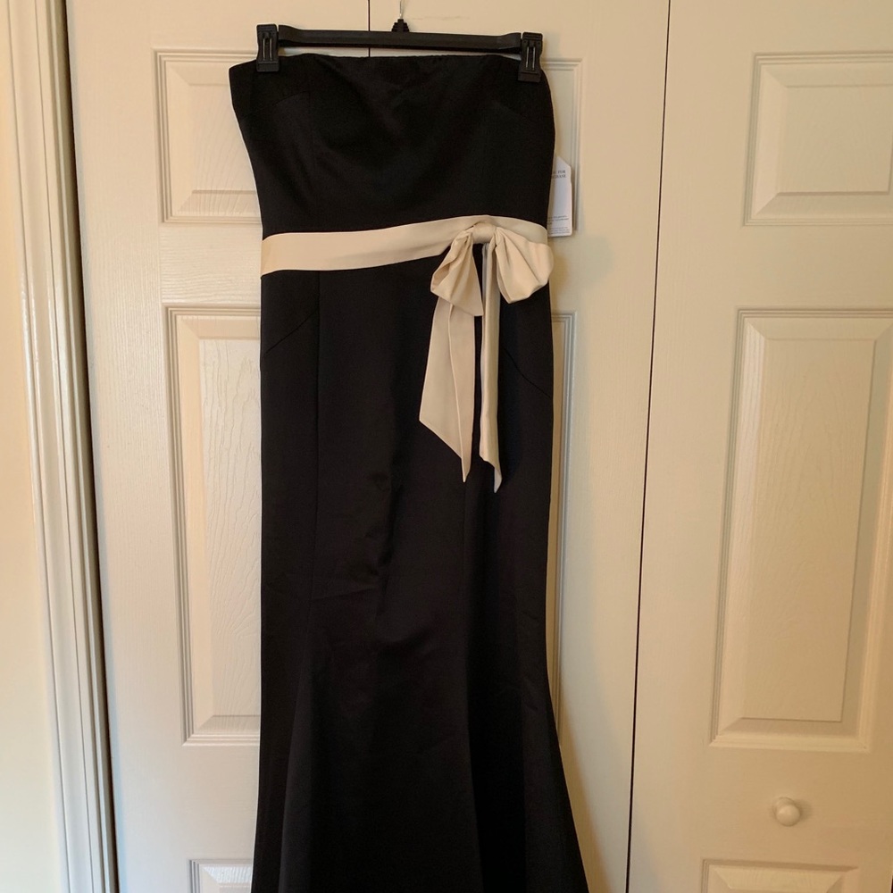 Laundry By Design Floor Length Black Dress
